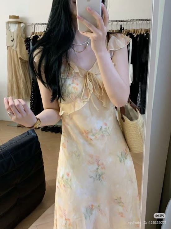 Lucas - Váy hoa cổ tim viền bèo tay hến nơ ngực dáng dài maxi UONE UP