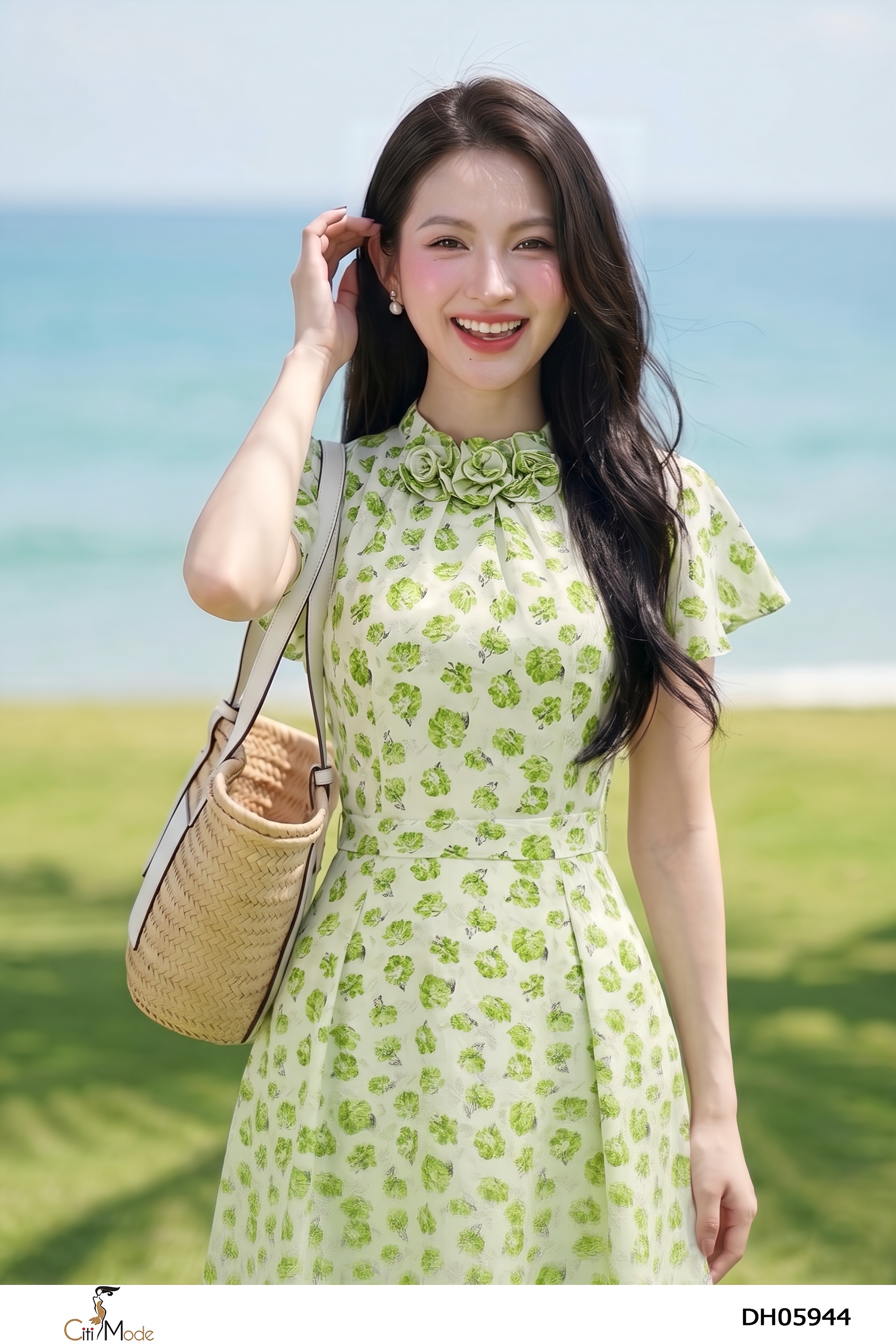 Đầm xòe hoa xanh cổ nhún hoa tay loe