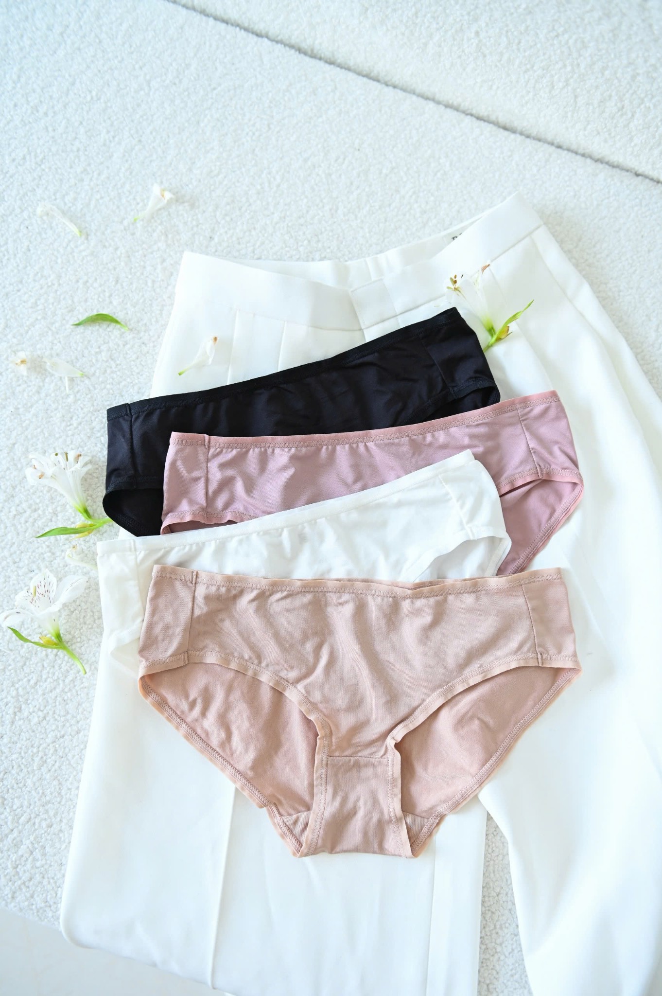 COMBO 4 Quần Lót LOC Bikini Lưng Vừa Thun Lạnh