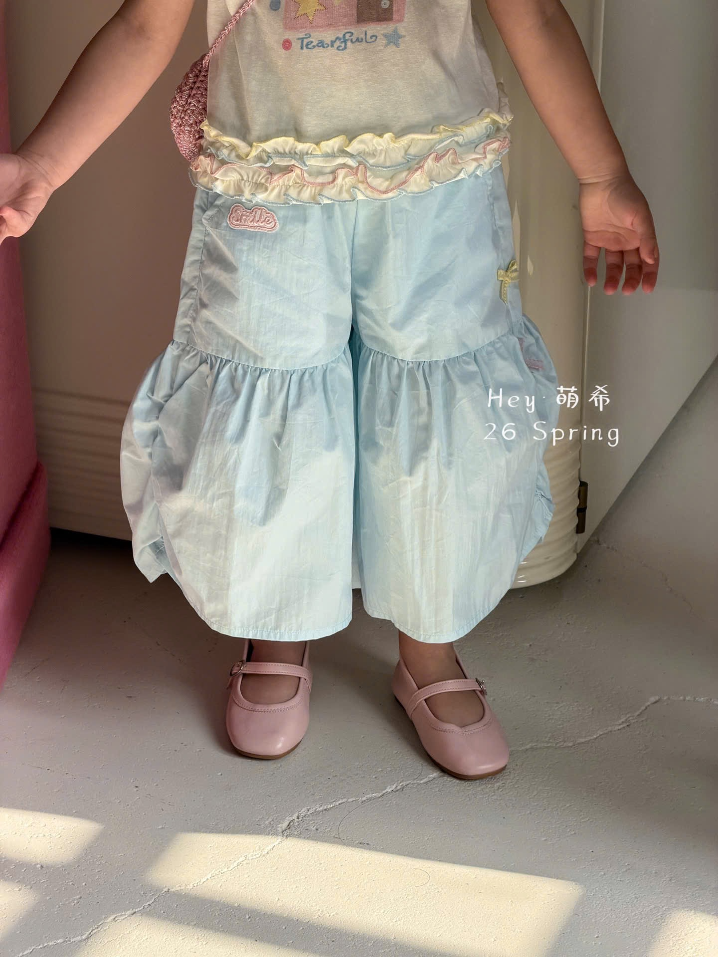 D240 - Quần thô xanh dáng xuông ống bí hãng HMX