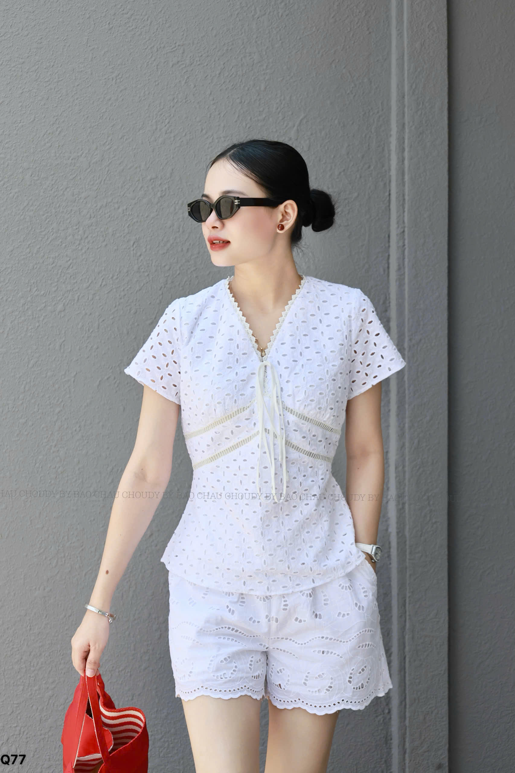 Q77 QUẦN SHORT TRẮNG