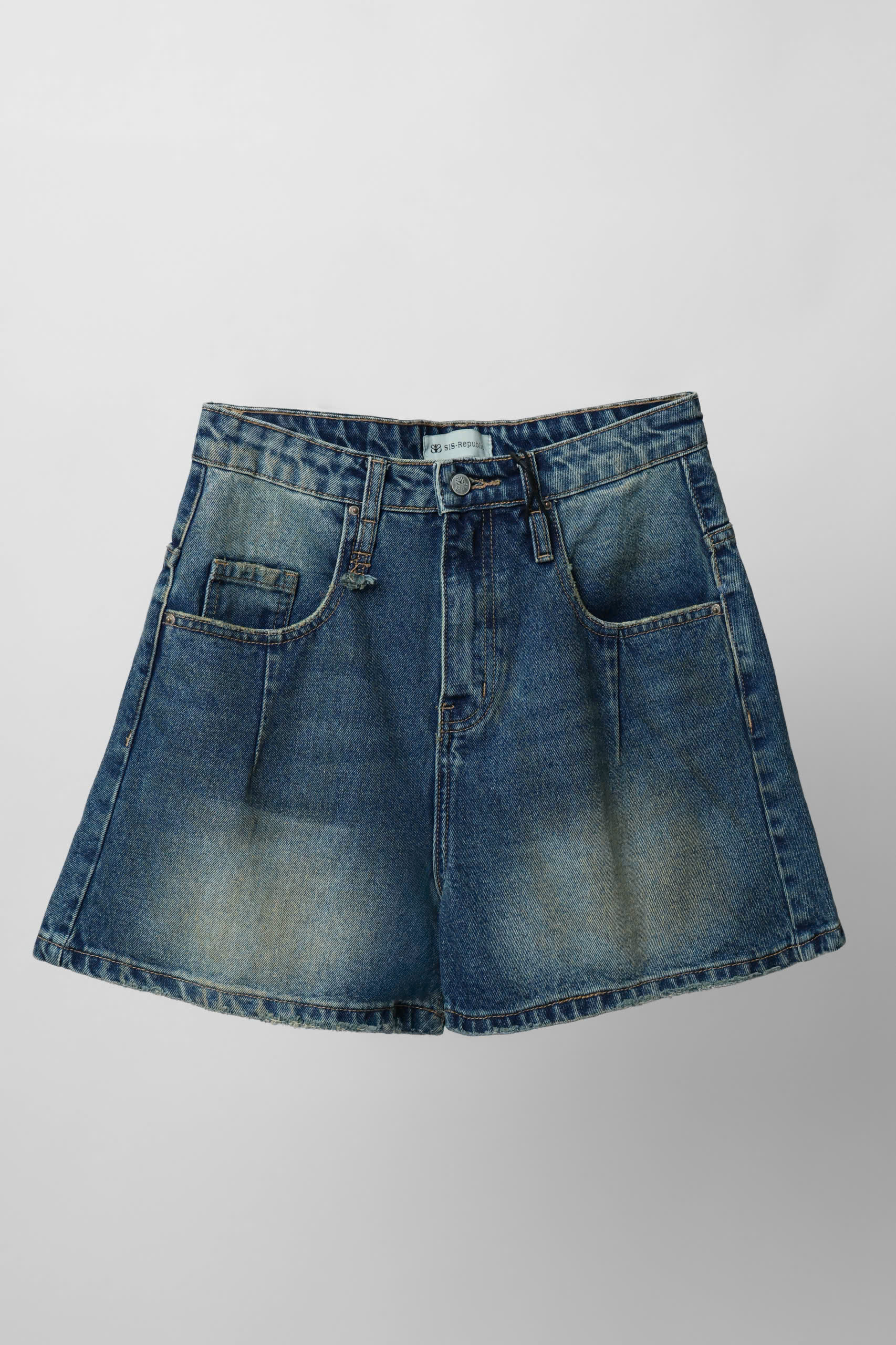 QUAN SHORT JEAN