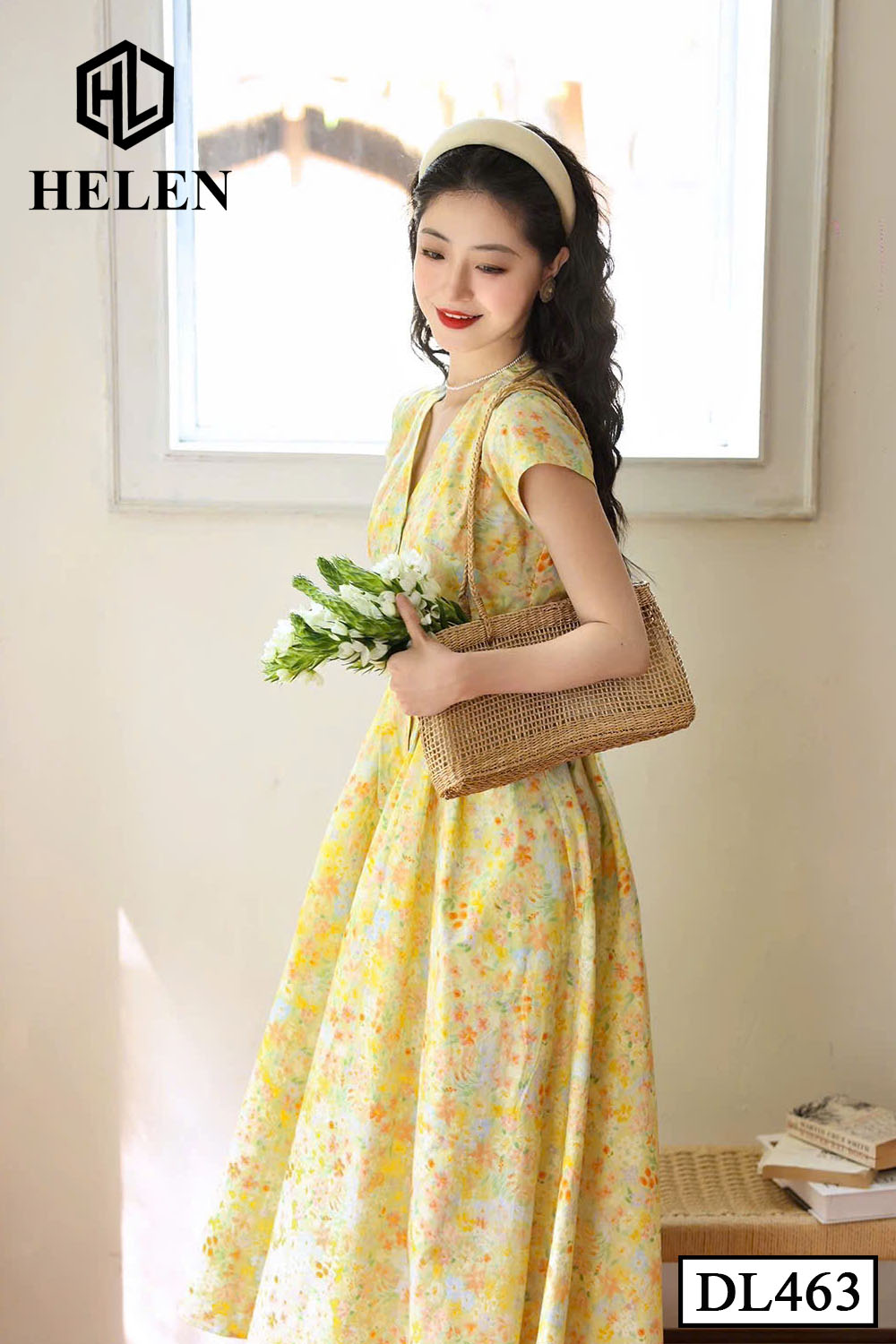 Đầm xòe hoa vàng cổ V DL463_thumbnail_3