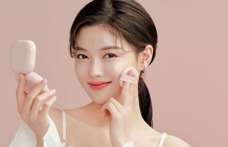 Hướng dẫn chi tiết 11 bước trang điểm cơ bản cho người mới bắt đầu