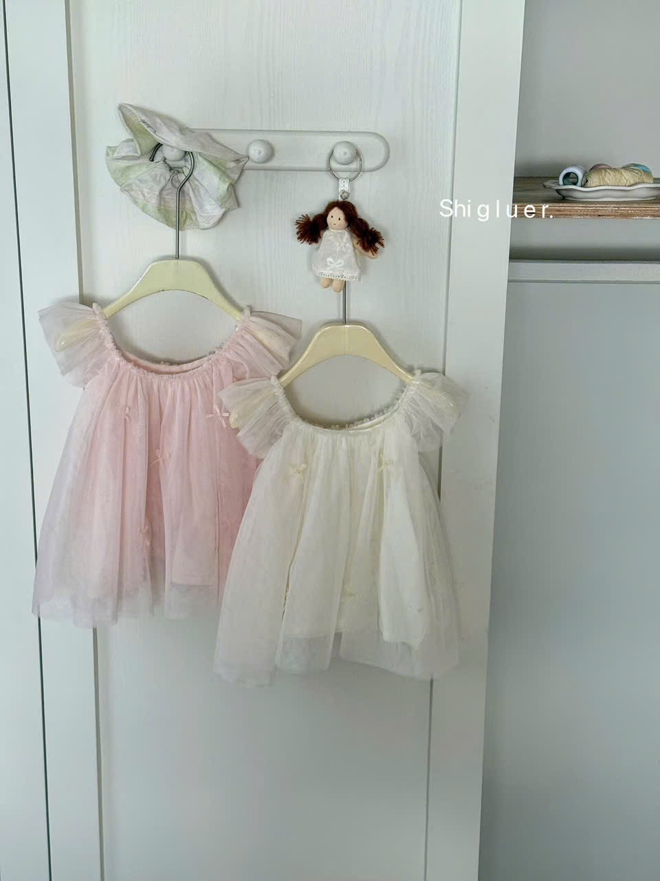 SG08 - Áo voan tay bướm đính nơ hãng SG