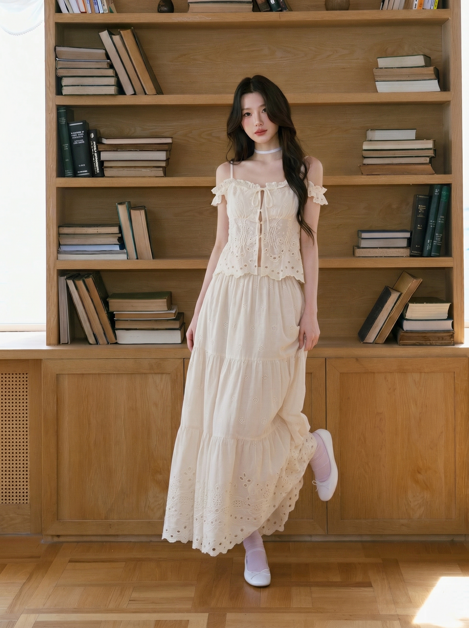 Lucas - Set áo thô 2 dây xếp ngực buộc nơ phối thân thêu ren + chân váy xòe maxi dáng dài