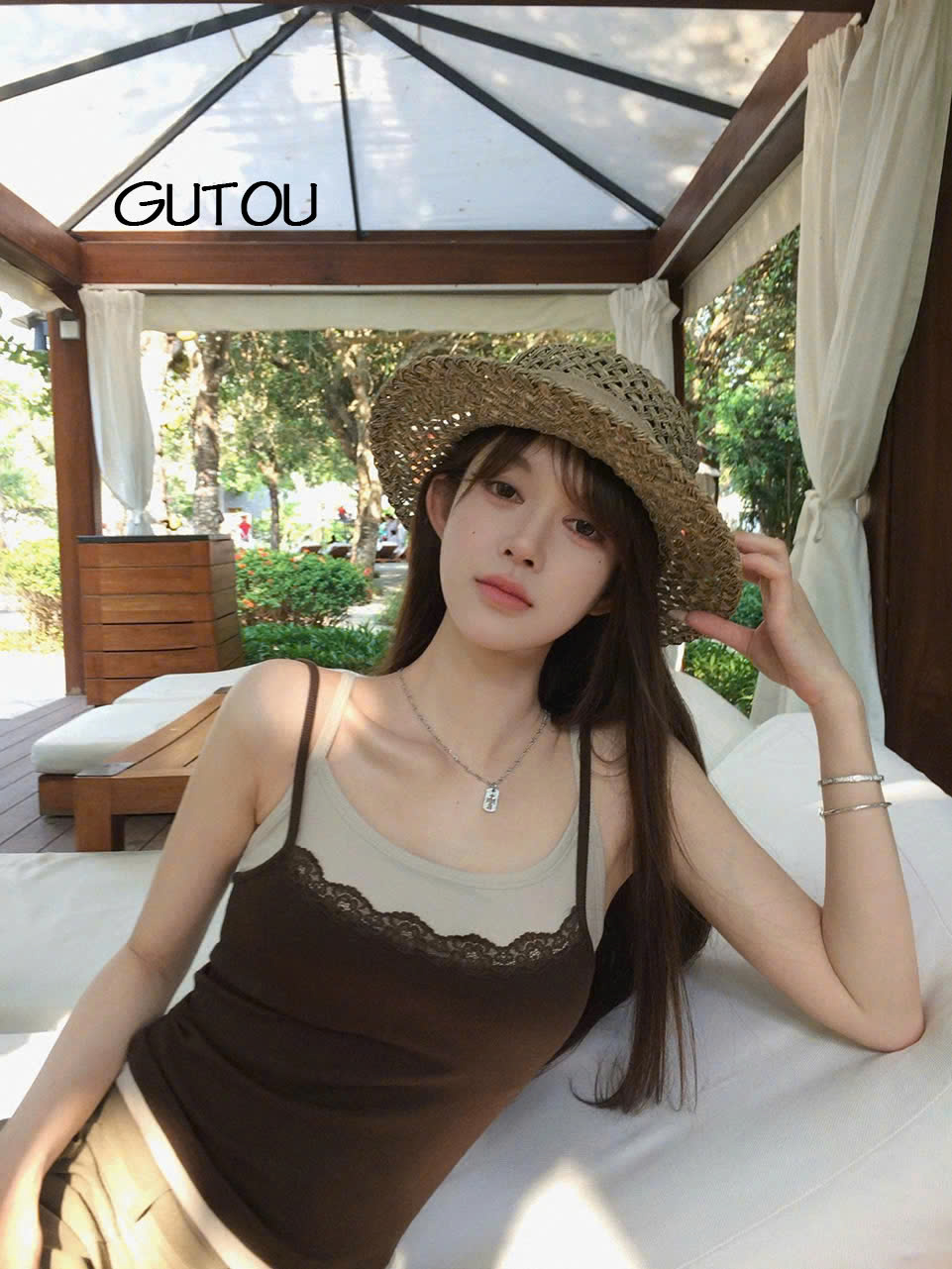 [ GUTOU ] Áo Hai Dây Viền Ren Blossom Phối Lớp