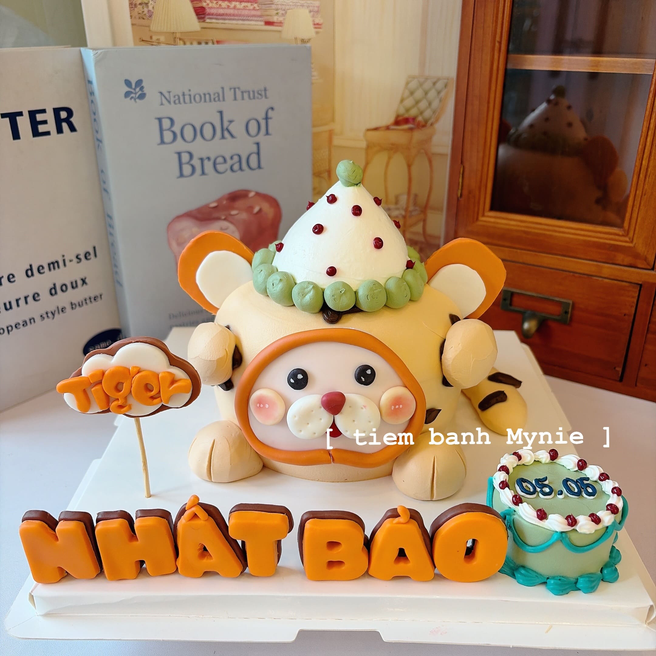 Bánh 3D con hổ