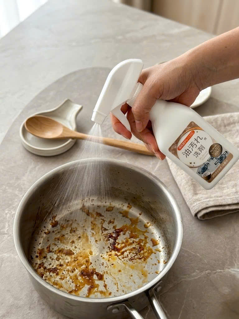 Nước Xịt Tẩy Vết Dầu Mỡ Gel Corporation 300ml_thumbnail_2