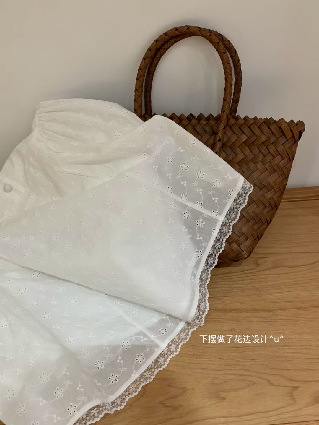 Váy thô thê hoa trễ vai nối ngực dọc cúc bọc chân xòe A viền ren gấu_thumbnail_4
