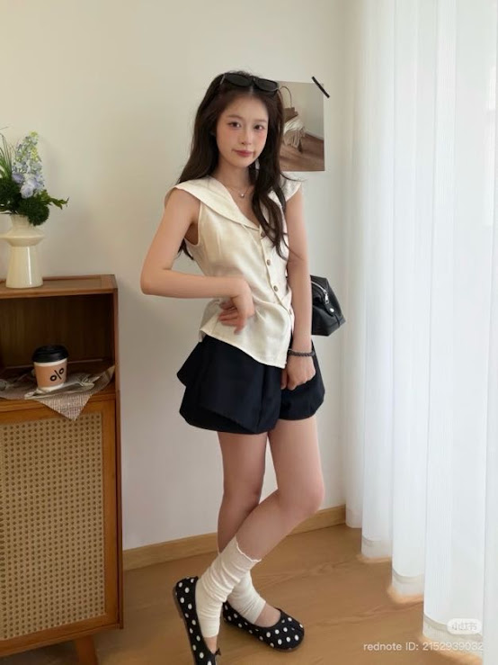 Lucas - Set áo cổ thủy thủ cài cúc + quần váy dáng ngắn_thumbnail_2