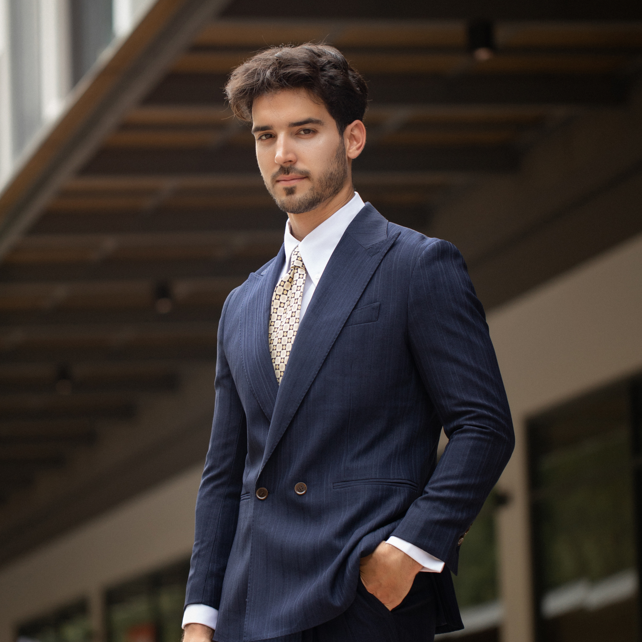 Cẩm Nang Cà Vạt Nam Từ A-Z: Cách Chọn, Phối Màu Và Lên Đồ Cho Mọi Hoàn Cảnh