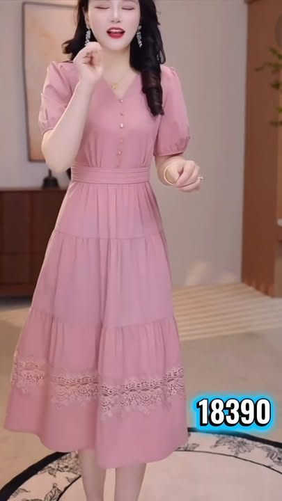 18390-Đầm xòe hồng viền ren  cách điệu ( lụa , lót)