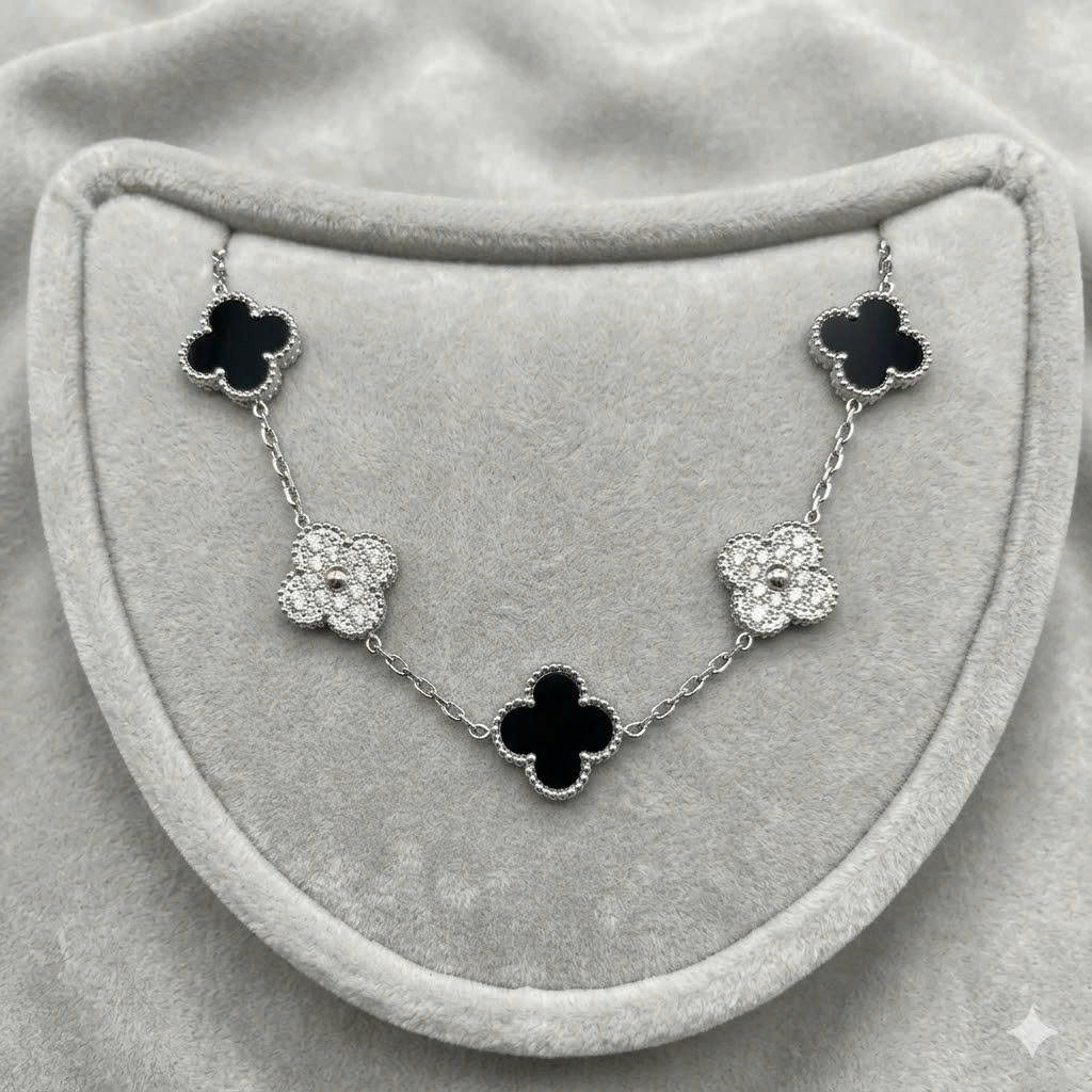 Vòng tay van cleef đá đen xen kẽ đá kim cương màu bạc_thumbnail_1