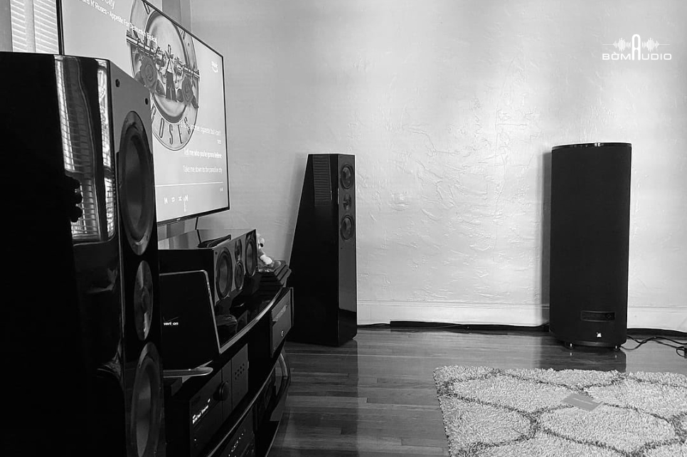 Loa Cột SVS ULTRA TOWER
