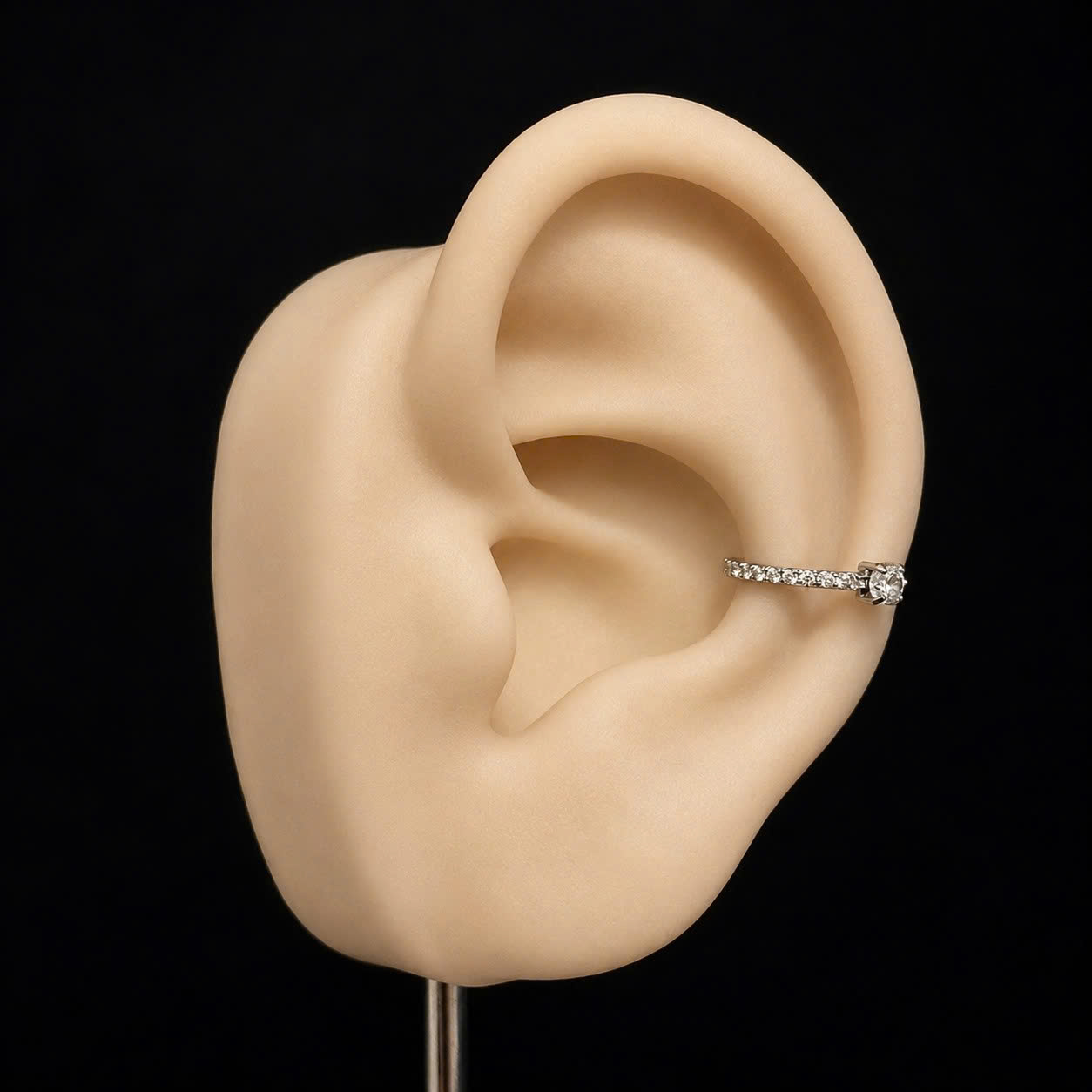 Bật khớp titan nhẫn kim cương size 10mm_thumbnail_3
