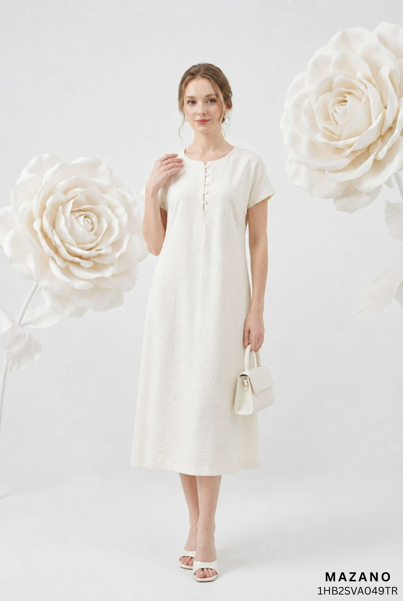 Đầm vải pha linen trắng kem dáng suông A cổ tàu cách điệu tay ngắn thiết kế MAZANO_thumbnail_2