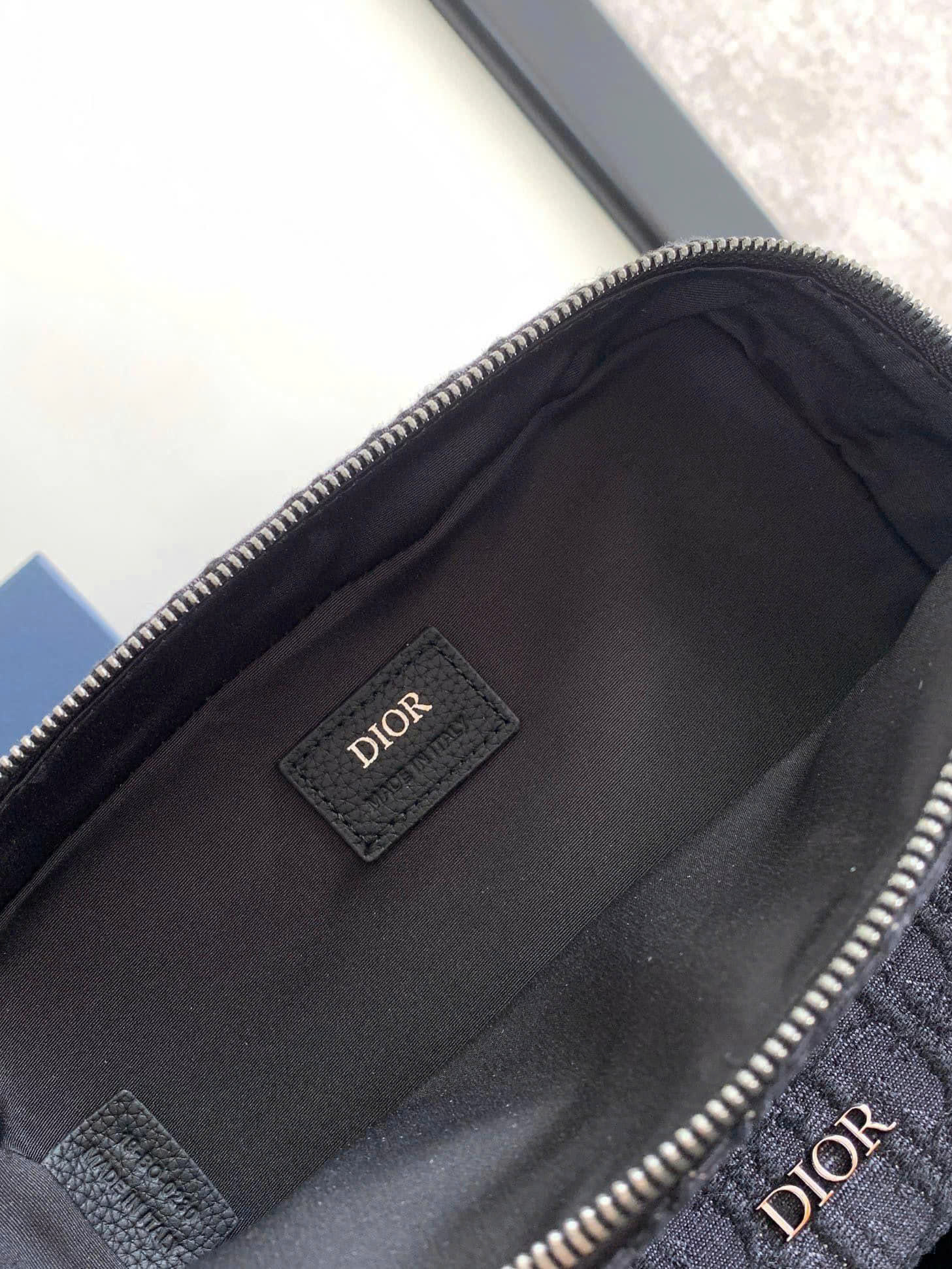 Túi đeo Dior Safari Bag With Strap_thumbnail_5