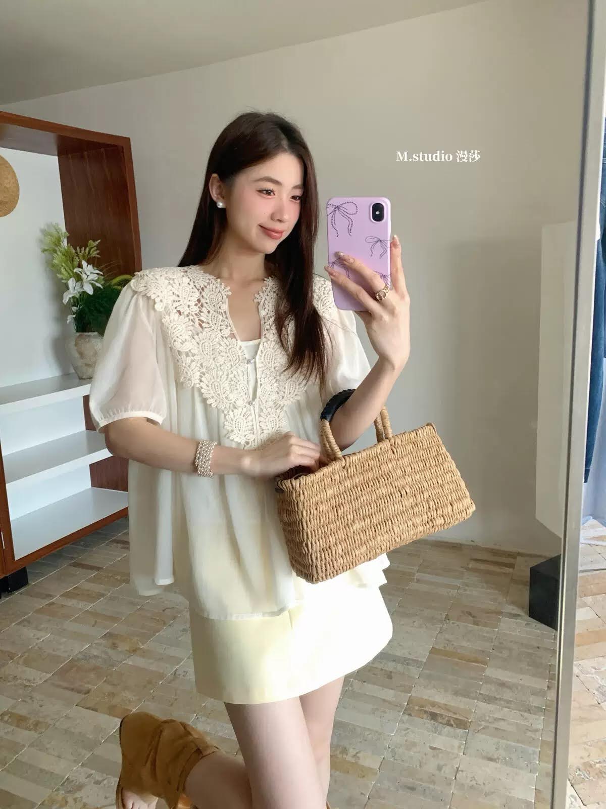 Lucas - Áo sơ mi voan tơ phối ren ngực cài cúc ngọc cộc tay dáng suông_thumbnail_6