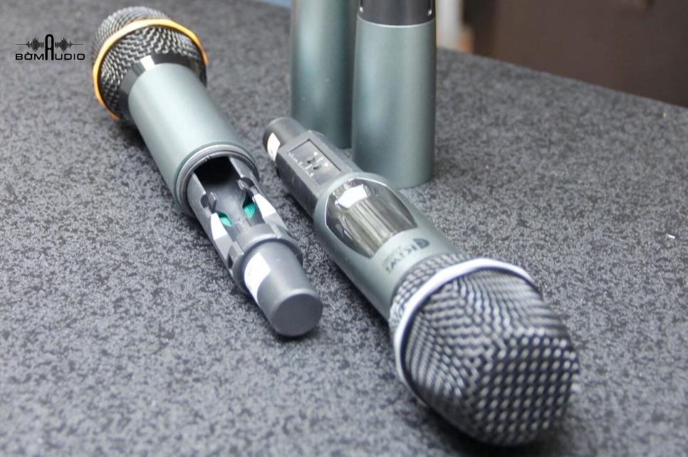 Tích hợp micro không dây cao cấp UHF