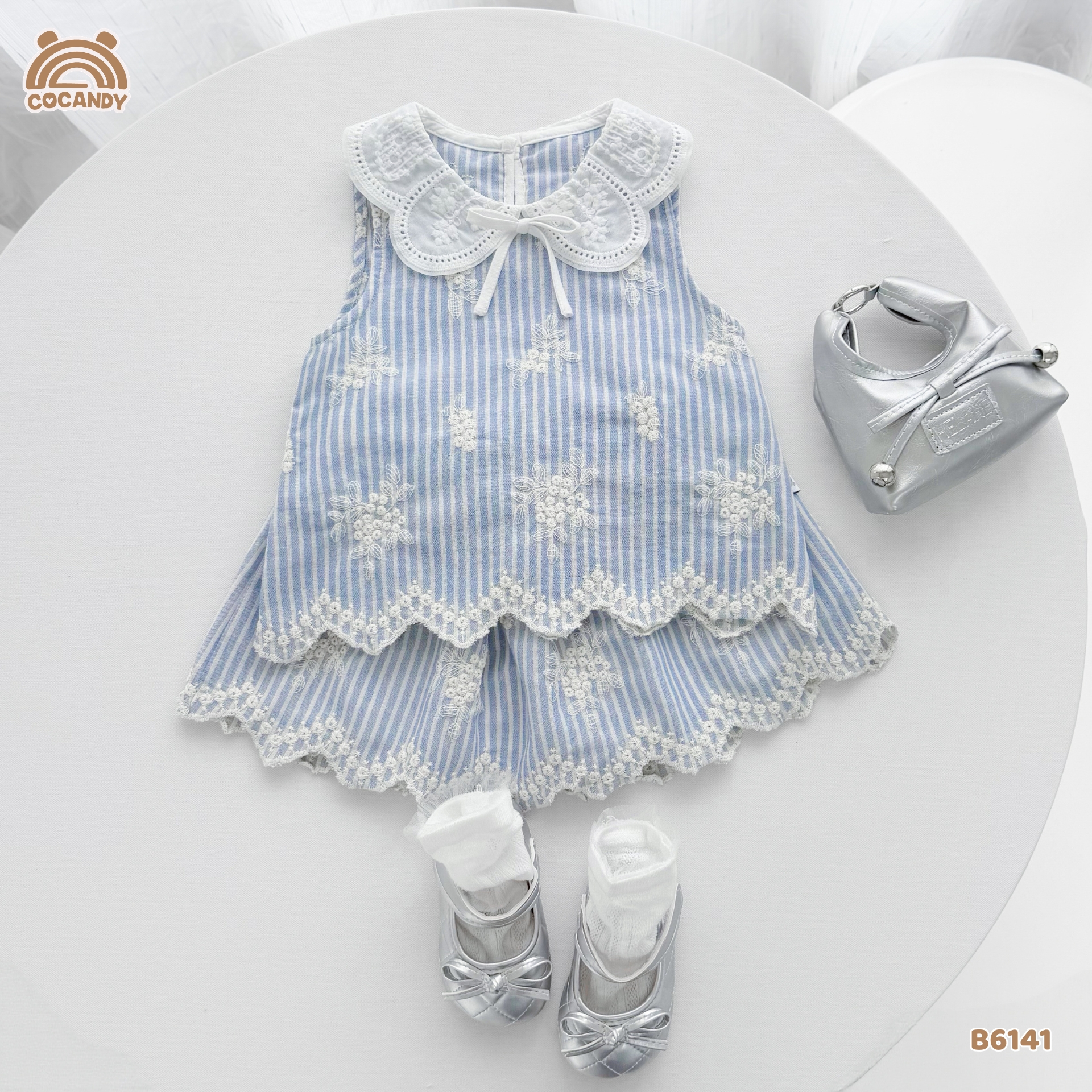Bộ váy thô XANH DƯƠNG hoa trắng phối ren