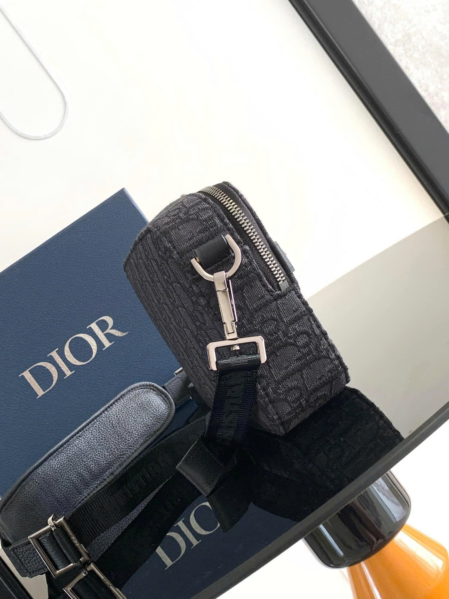 Túi đeo Dior Safari Bag With Strap_thumbnail_2