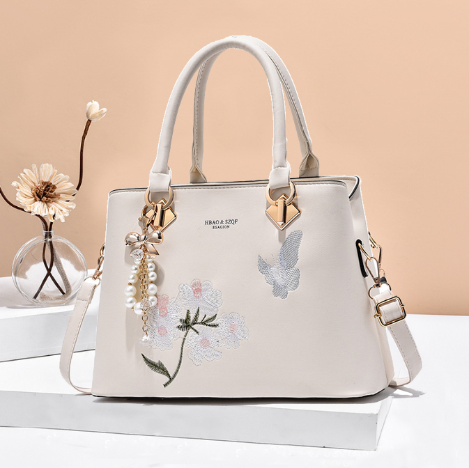 Túi Xách Thêu Hoa - HM11 Trắng_thumbnail_13