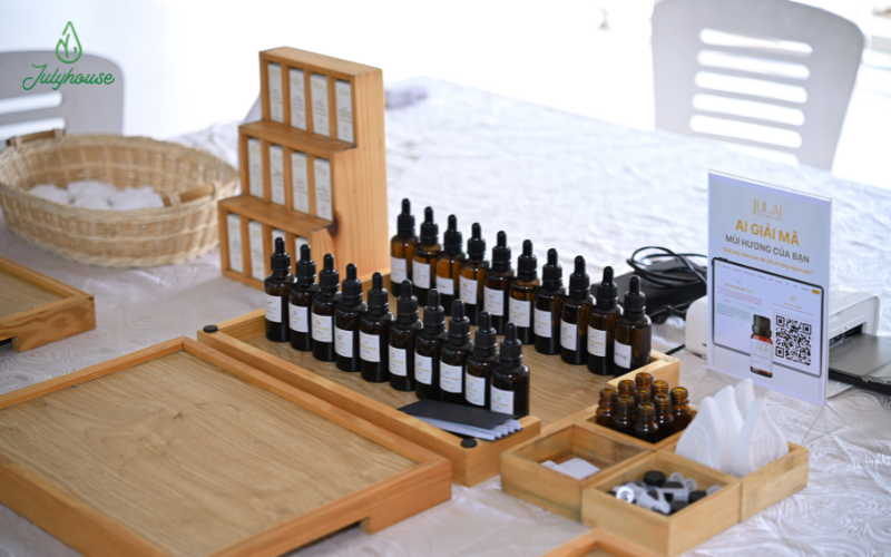 JULYHOUSE MANG WORKSHOP TINH DẦU ĐẾN SỰ KIỆN “BẠN MỚI TIẾP CHILL” TẠI ĐẠI HỌC FPT