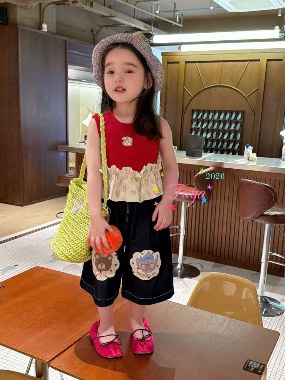 TU10 - Áo thun sách nách đỏ viền bèo hoạ tiết cherry hãng Tuya