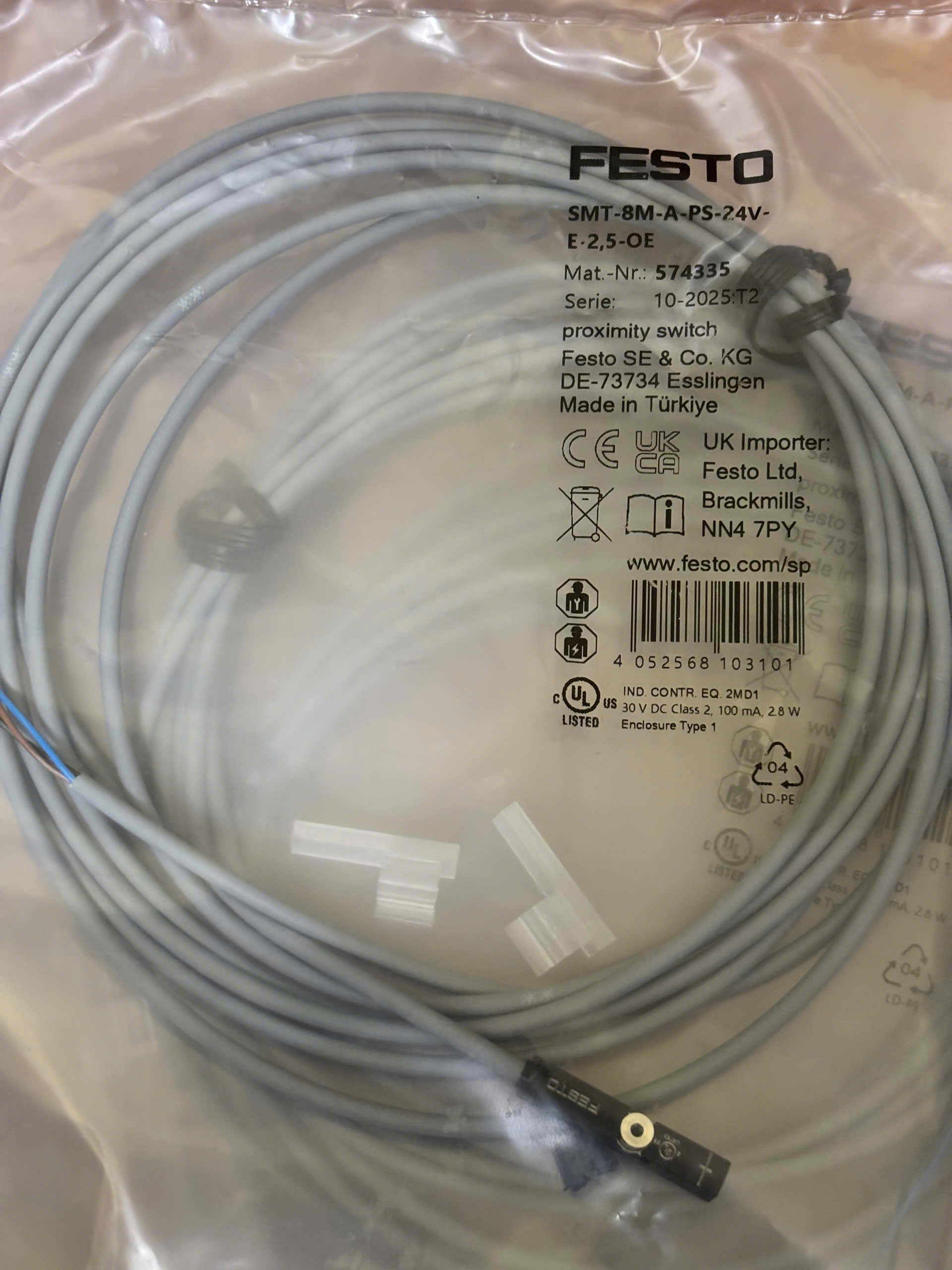 Cảm Biến Tiệm Cận FESTO SMT-8M-A-PS-24V-E-2,5-OE_thumbnail_1
