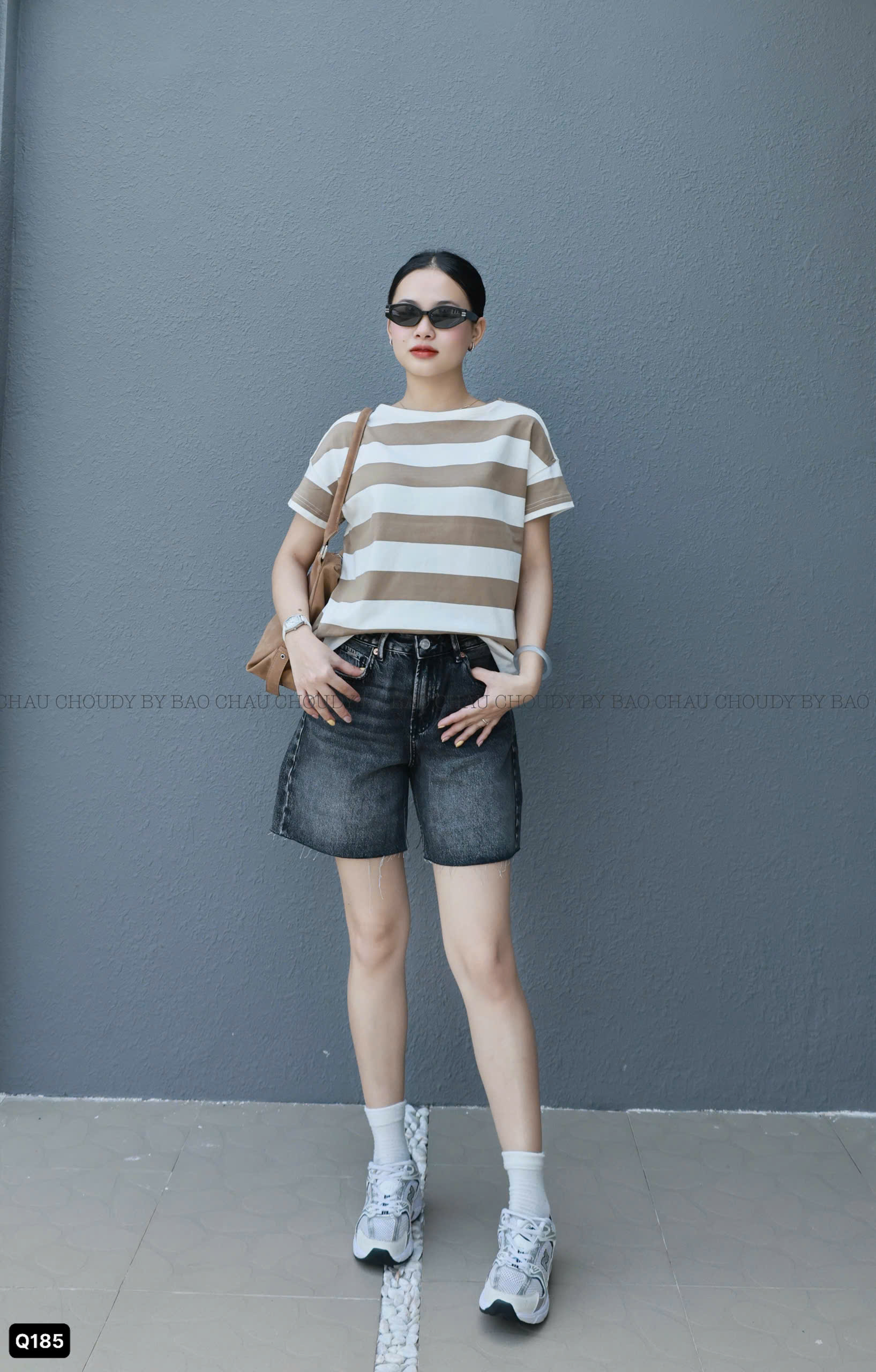 SALE Q185_thumbnail_2