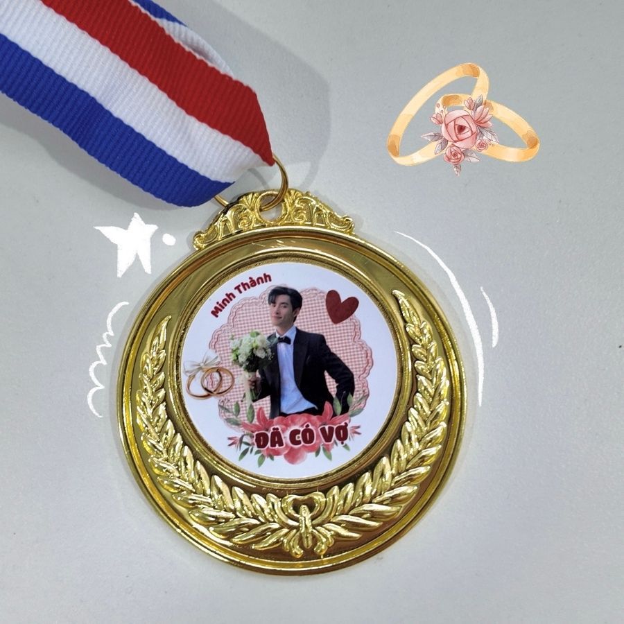 Huy chương ĐÃ CÓ VỢ - ĐÃ CÓ CHỒNG_thumbnail_4