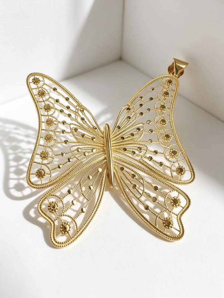BIG BUTTERFLY PENDANT