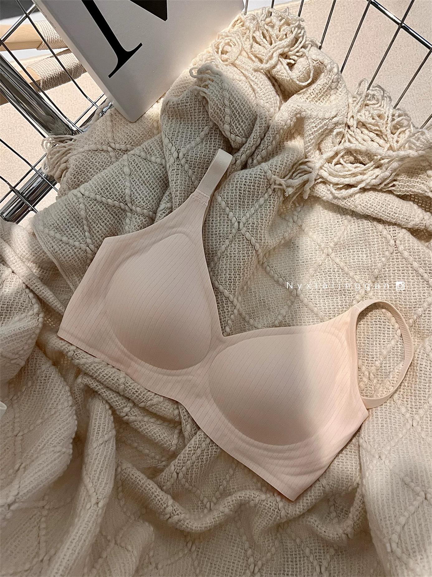 Invisible Bra_thumbnail_4
