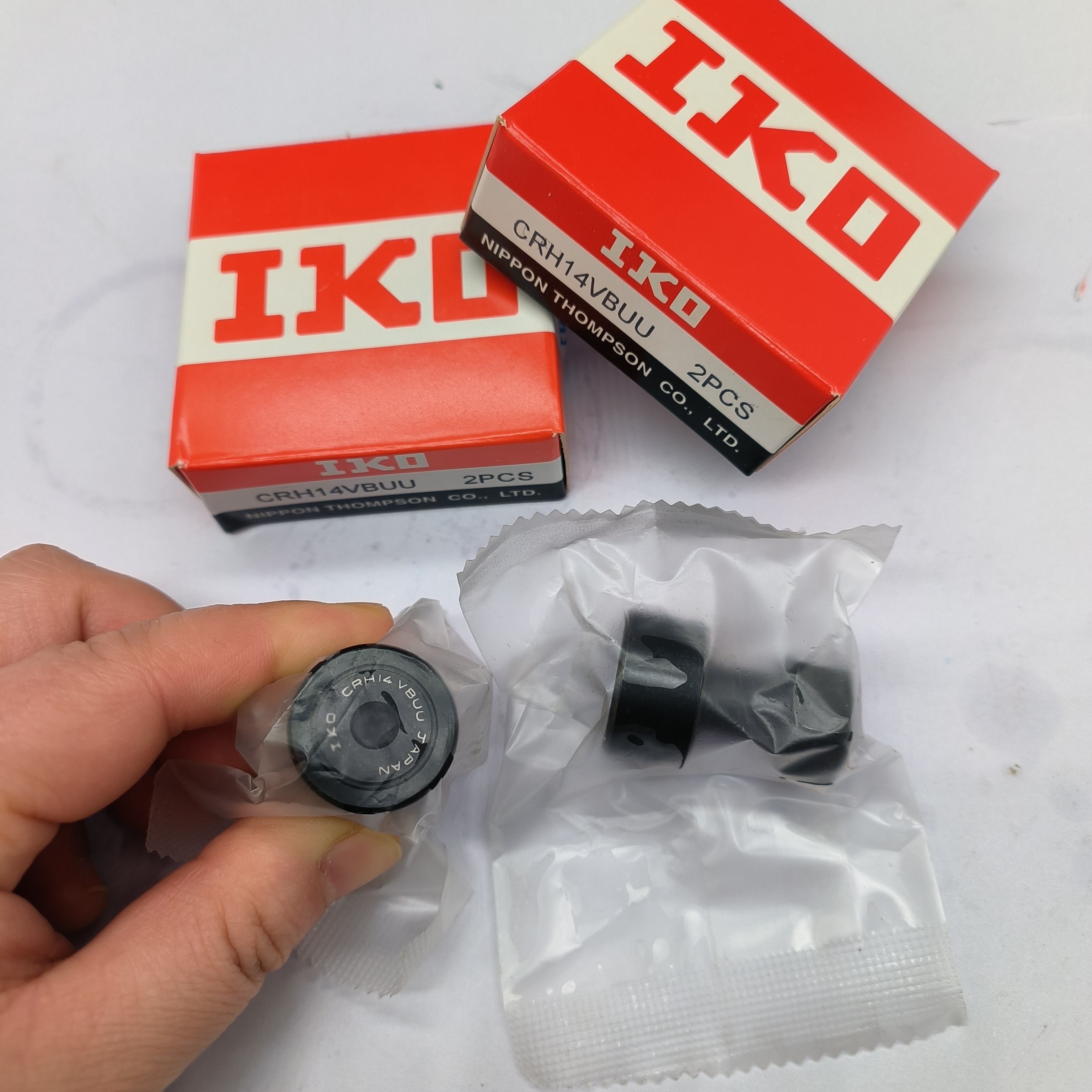 Vòng Bi Cam Follower IKO Chính Hãng Chất Lượng Cao - CRH14 CRH14VB CRH14VBUU_thumbnail_3