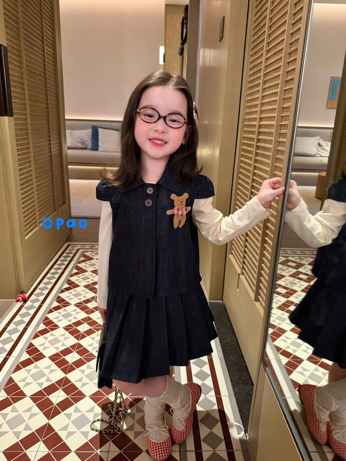 OP127 - Set gile jean phối chân váy xếp ly đính gấu 2 món màu xanh đen (ko kèm áo trong) hãng Opao 5105 (Sz90-130)