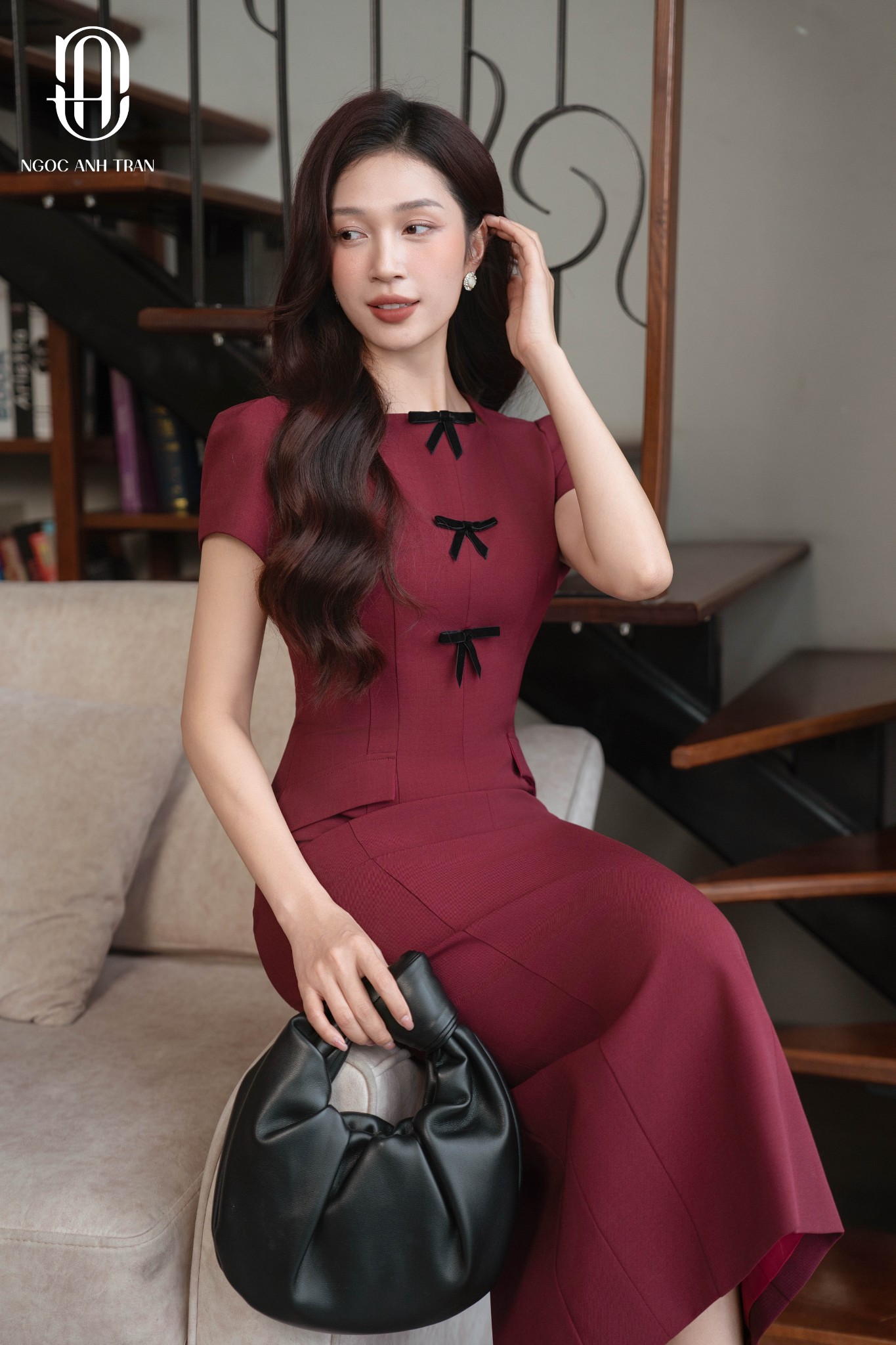 D165 - Váy đỏ phối nơ đen cách điệu_thumbnail_3