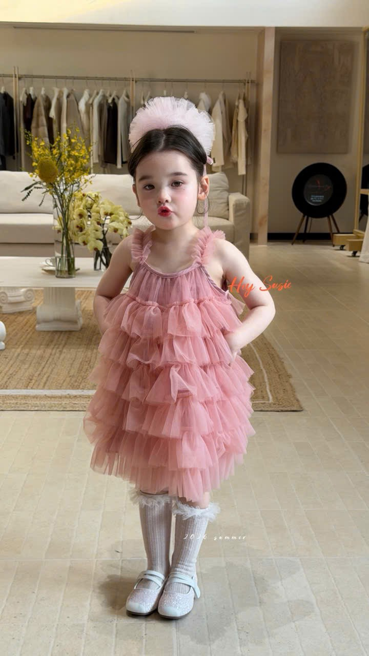 HS10 - Váy 2 dây voan tầng màu hồng mận hãng Hey Susie