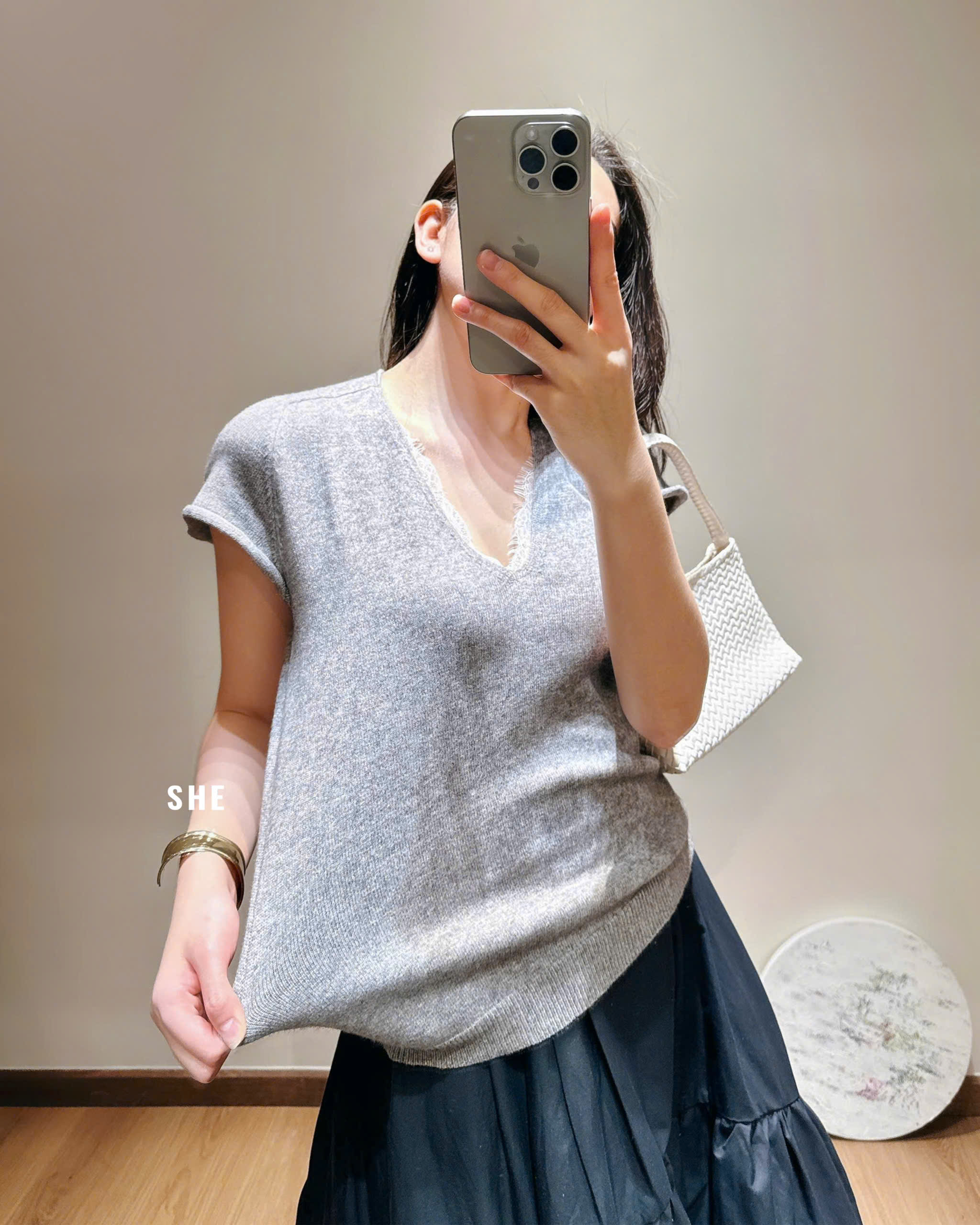 I412 ÁO KIỂU TAY NGẮN_thumbnail_3