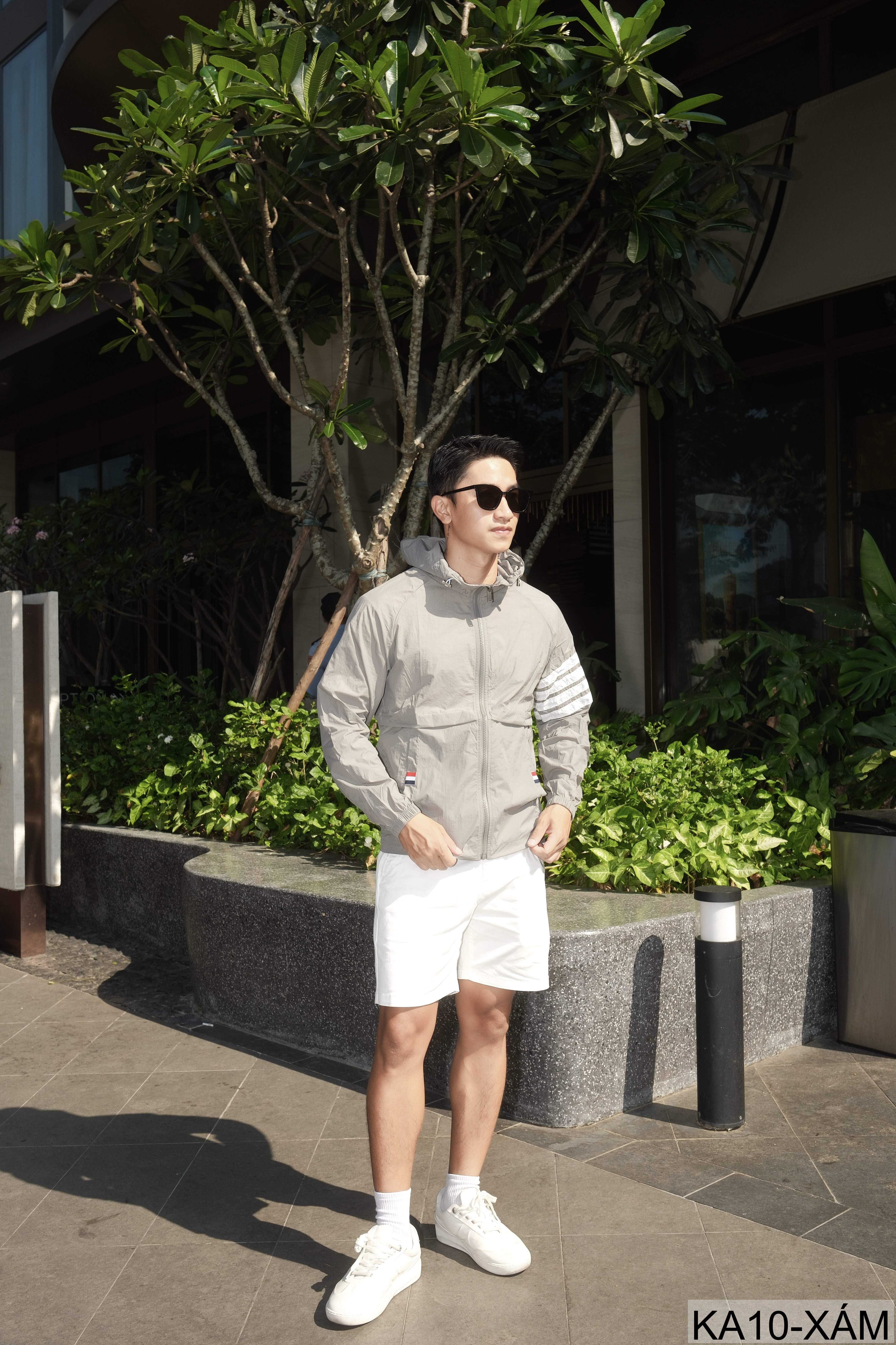 KA10 - Áo chống nắng nam nữ siêu mỏng thoáng khí, form rộng, tay dài có mũ, 3 màu xanh đậm trắng xám_thumbnail_22