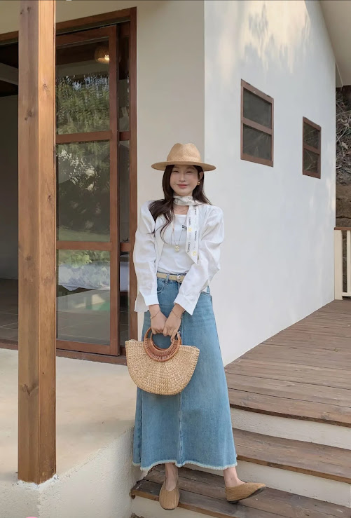 Lucas - Chân váy Jeans xòe dáng dài mài nhẹ_thumbnail_3