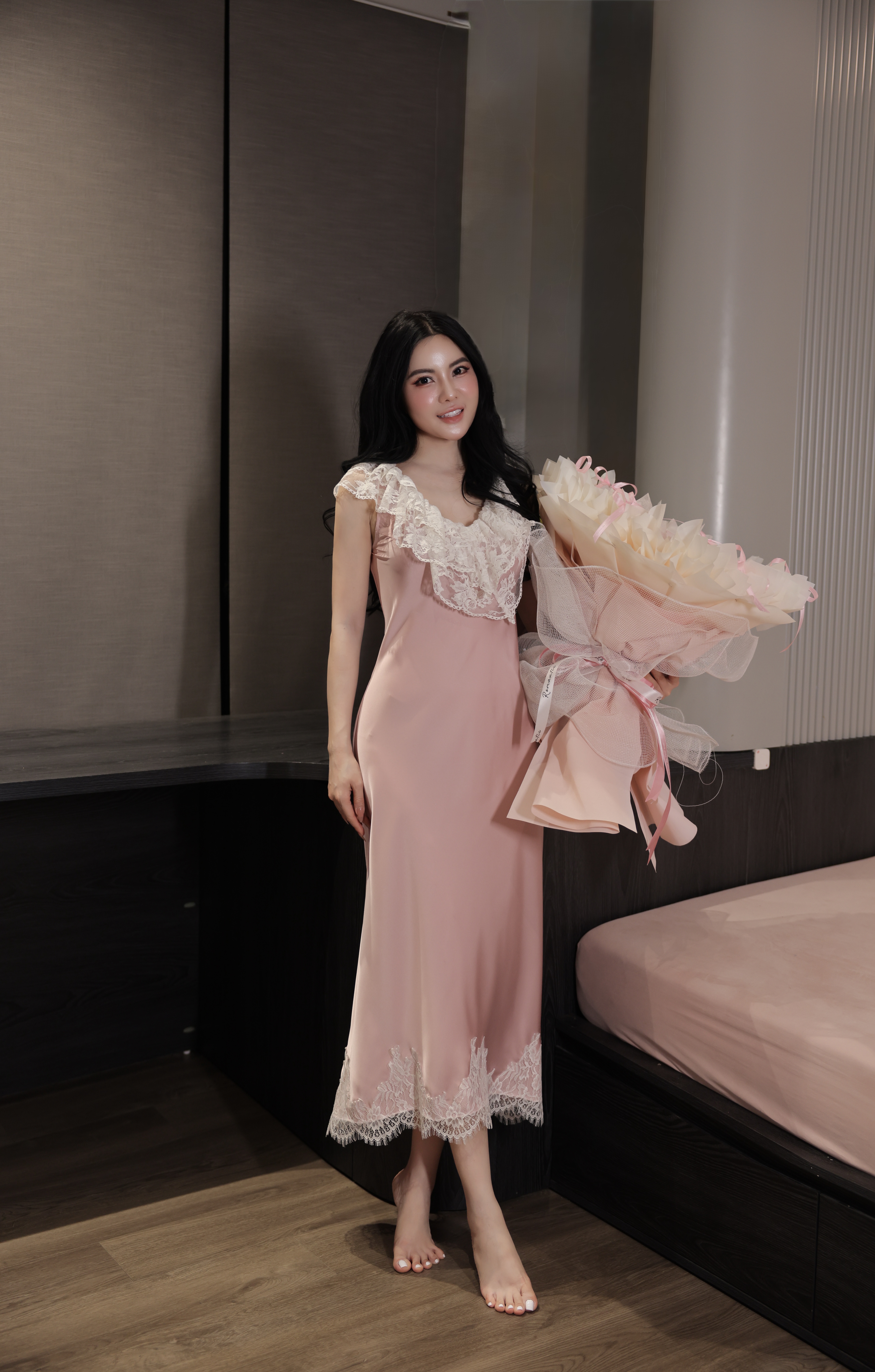 Váy Lụa Phối Ren V56