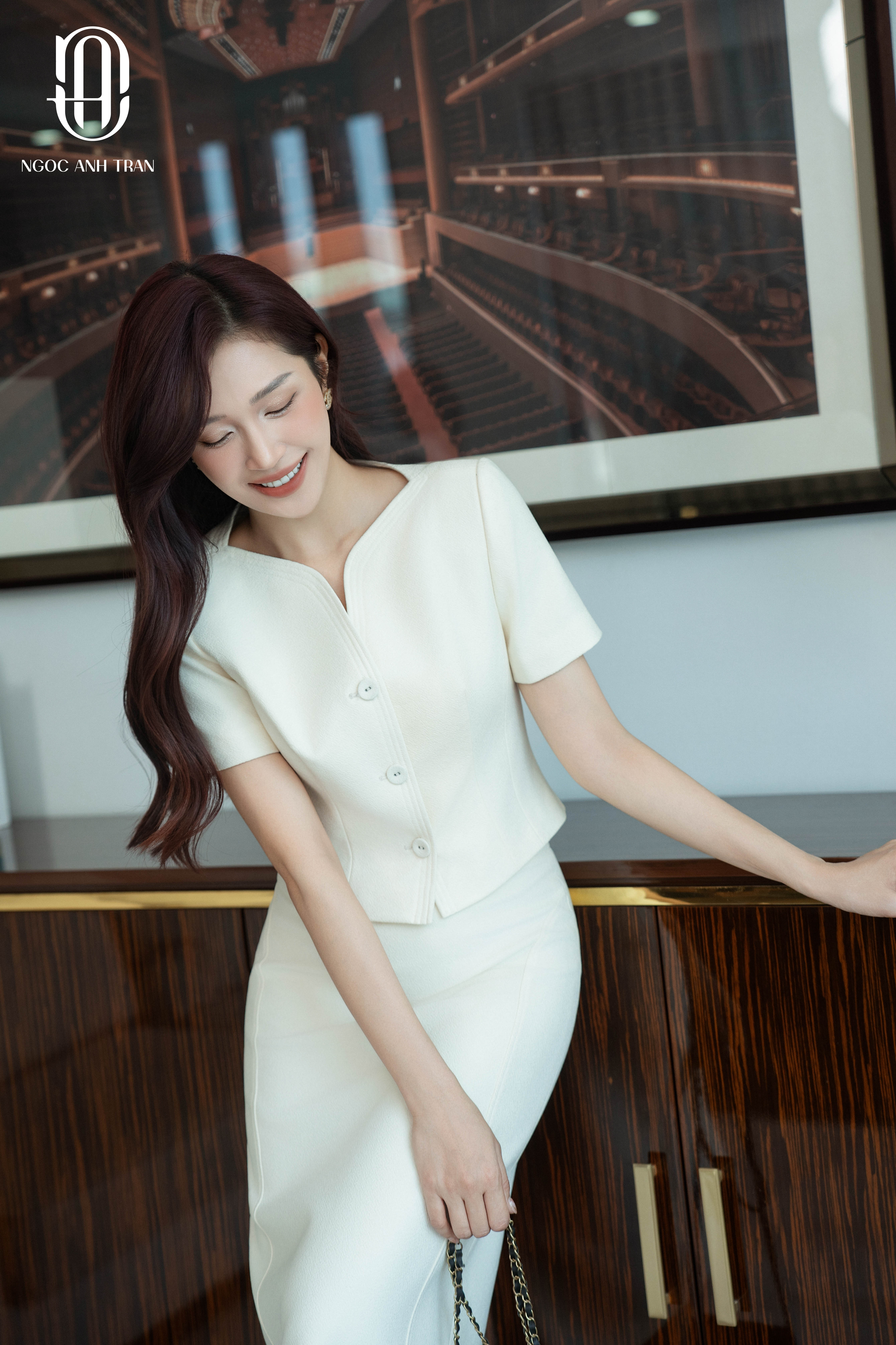 A276  - Áo lửng trắng chỉ nổi cúc bọc