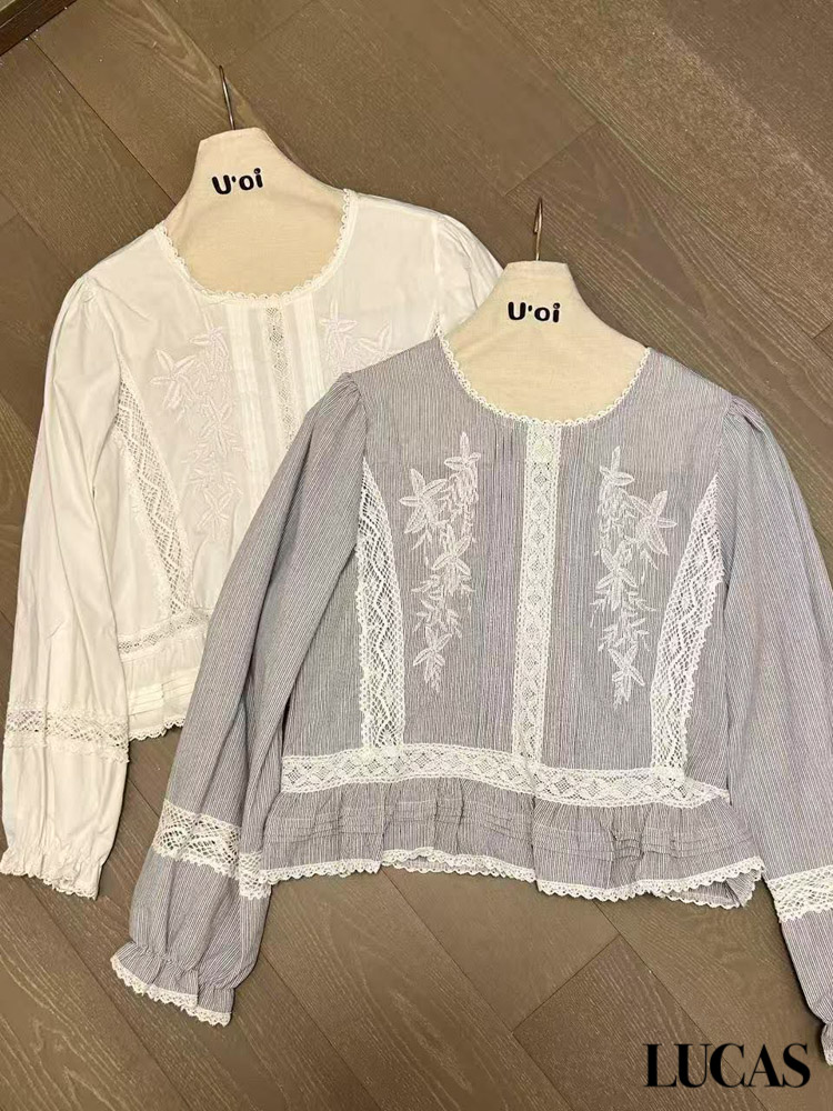 Áo sơ mi thô dáng chui viền cổ ren phối ren dọc, ngang áo + ren hoa 2 bên nẹp giữa chân òe chun tay