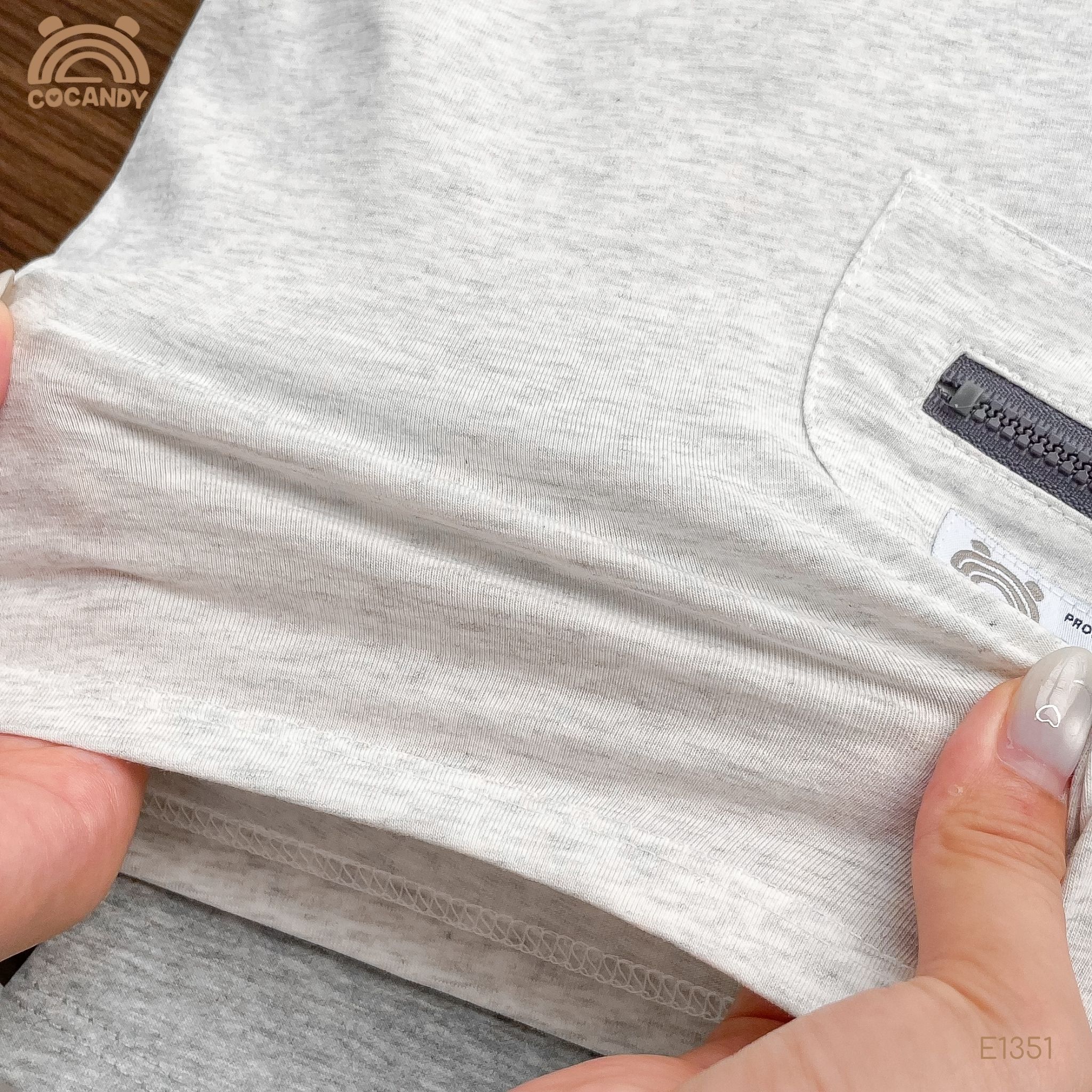 Áo cộc cotton GHI NHẠT phối túi bụng_thumbnail_5