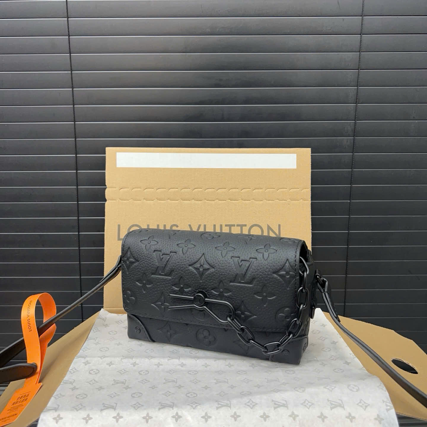 Túi Đeo Louis Vuitton Steamer