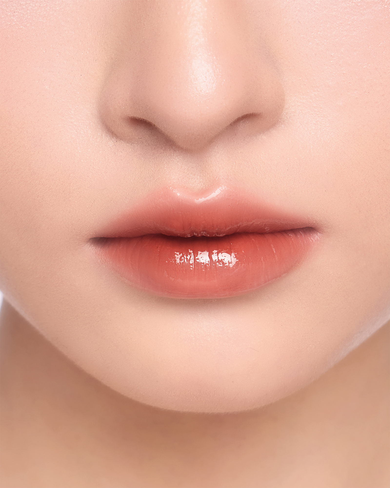 G06 Flash - Son bóng màu nude trung tính Trendy Beauty Lip Gloss Silver Shot