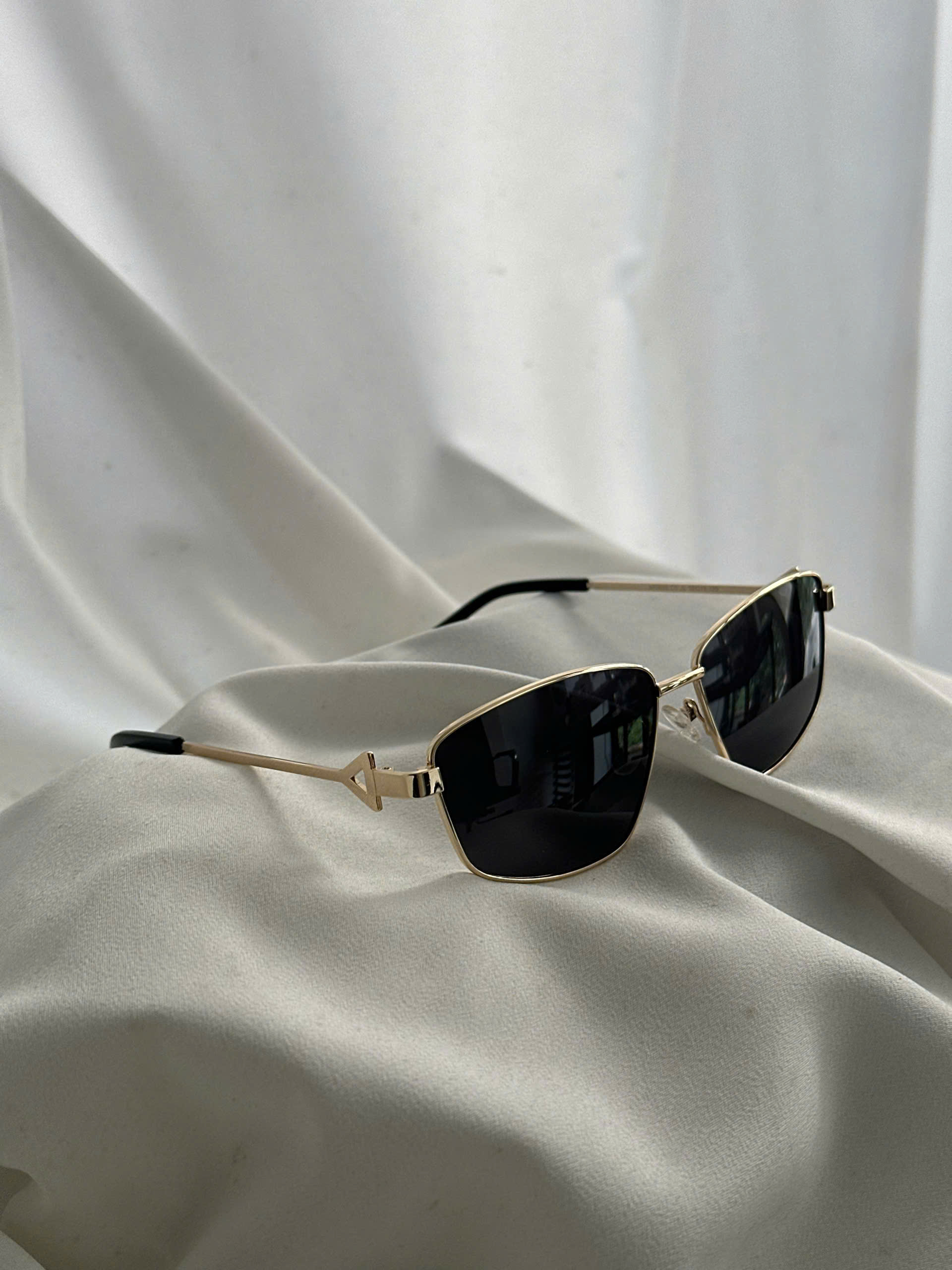 K7 MAT KINH_thumbnail_4