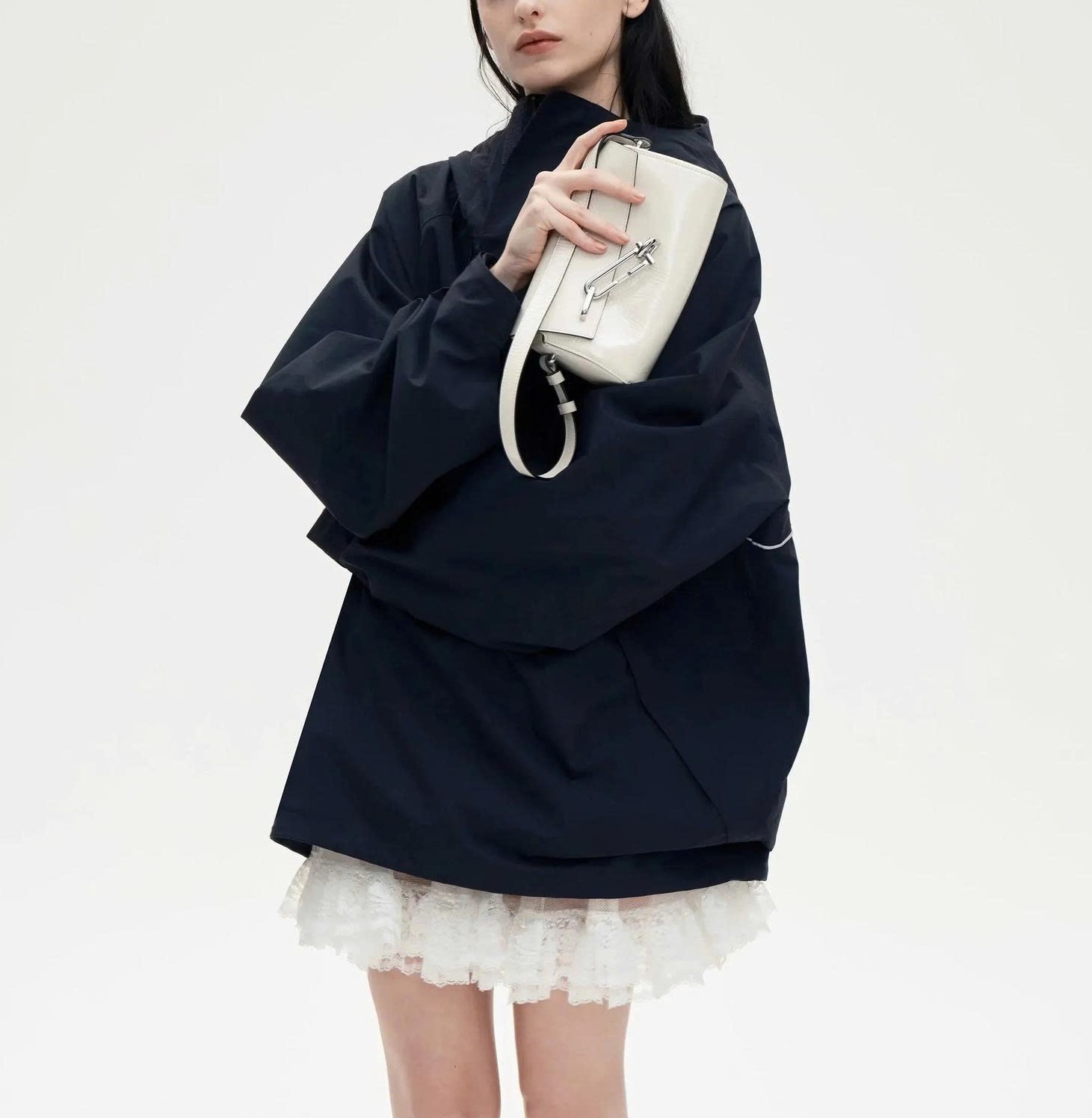 TUI XACH_thumbnail_7