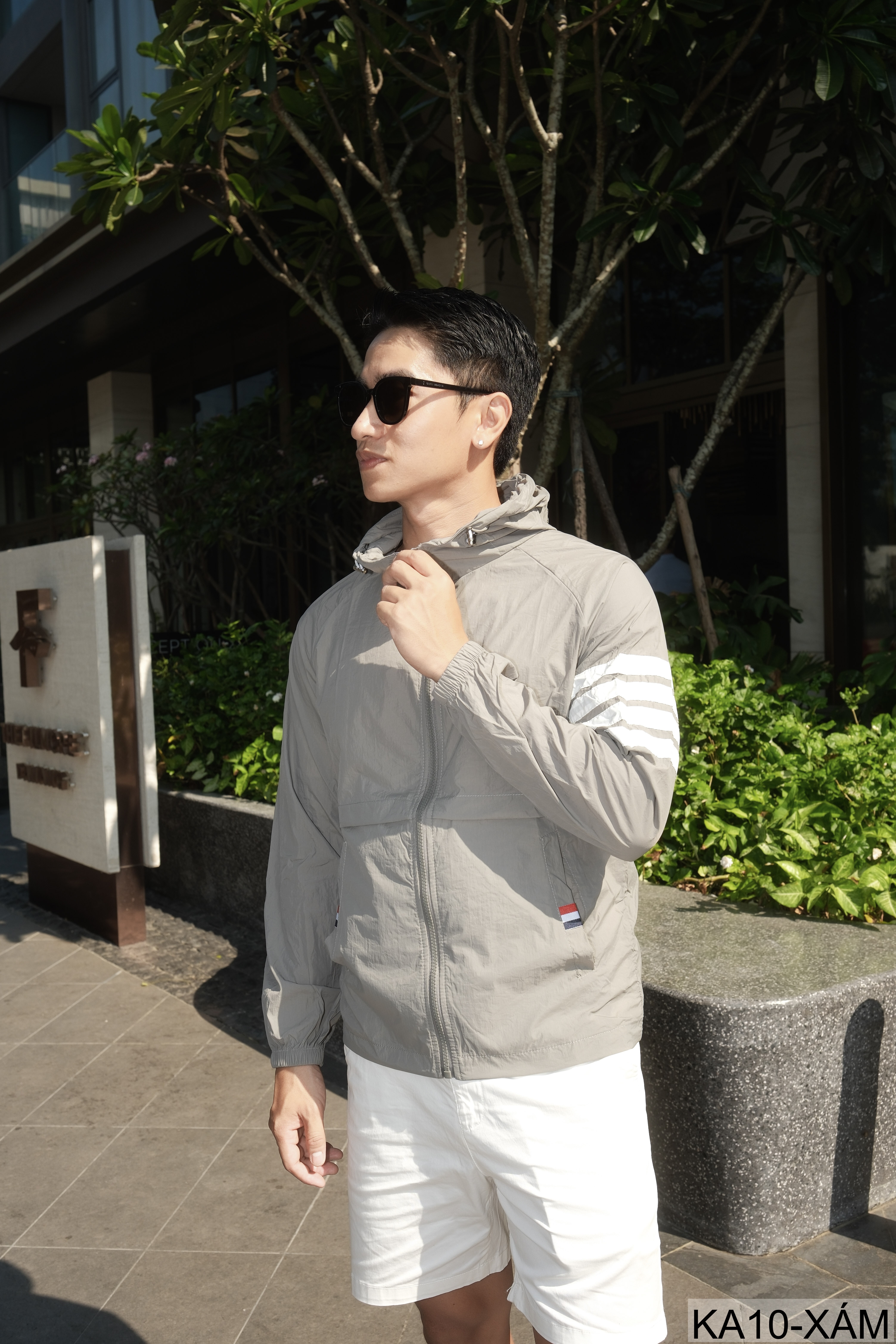 KA10 - Áo chống nắng nam nữ siêu mỏng thoáng khí, form rộng, tay dài có mũ, 3 màu xanh đậm trắng xám_thumbnail_21